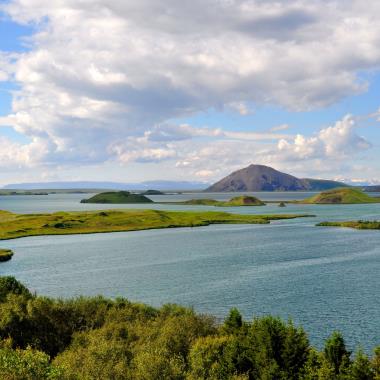 Groepsreizen naar het meer van Myvatn in IJsland