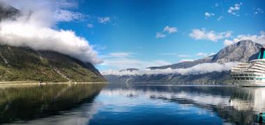 cruisen met de Hurtigruten