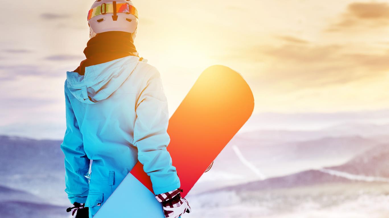 Vrouw op snowboard